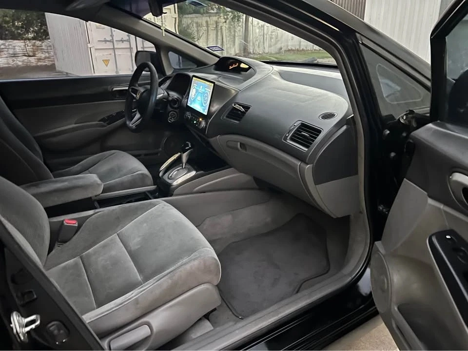 2011 Honda Civic 8th Gen - Image 13 of 20