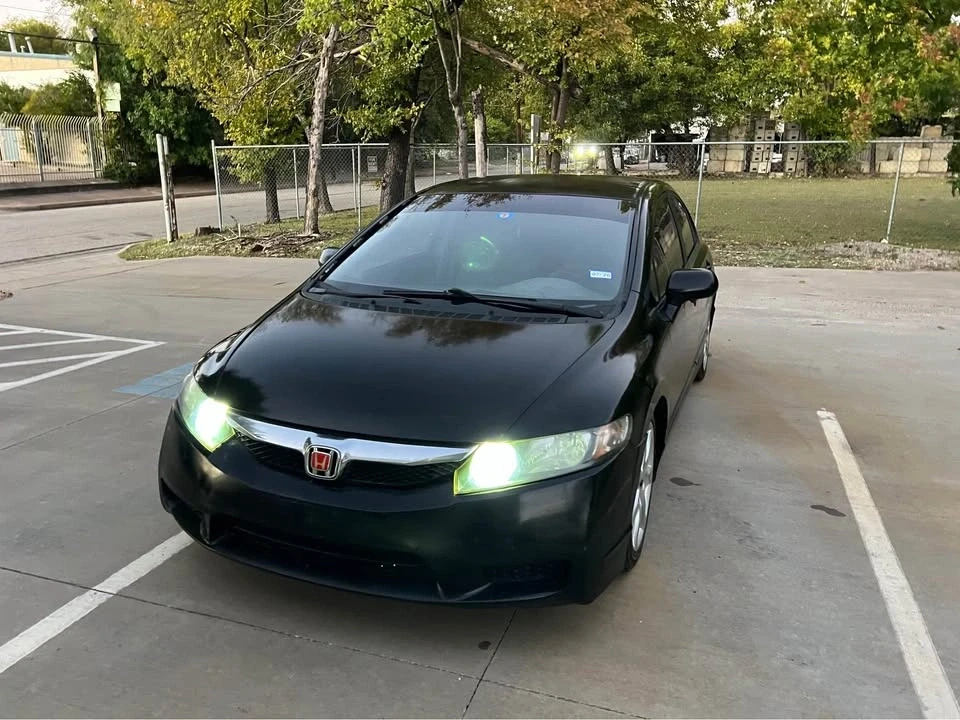 2011 Honda Civic 8th Gen - Image 13 of 20