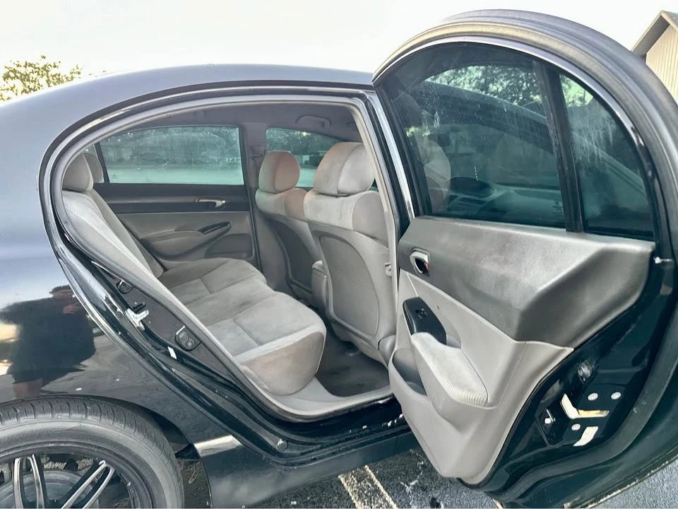 2011 Honda Civic 8th Gen - Image 12 of 12