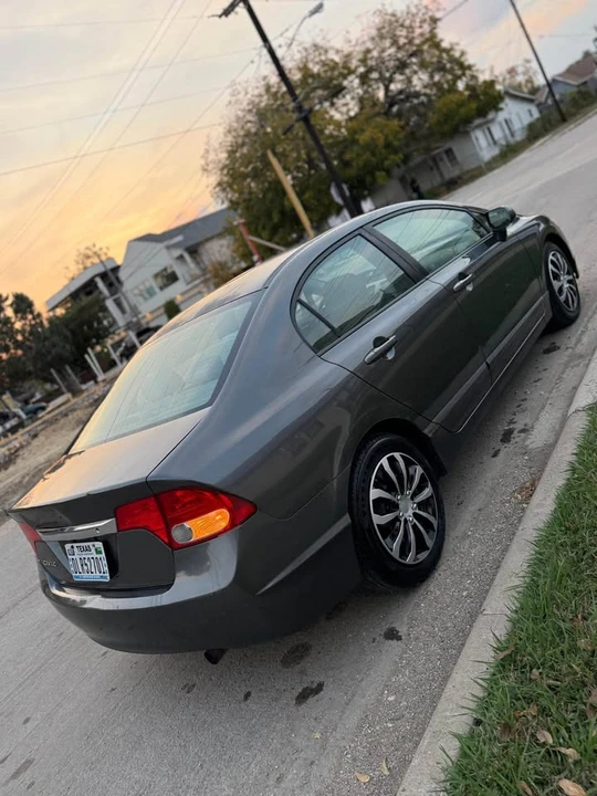 2011 Honda Civic 8th Gen - Image 16 of 16