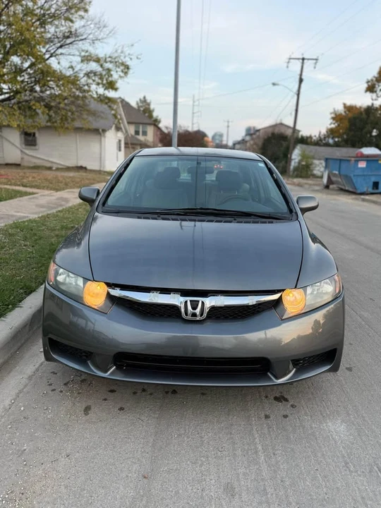2011 Honda Civic 8th Gen - Image 7 of 16