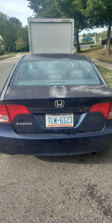 2011 Honda Civic 8th Gen - Image 8 of 12