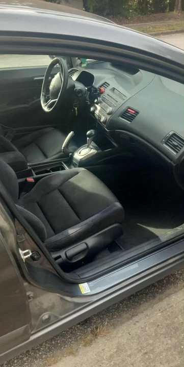 2011 Honda Civic 8th Gen - Image 7 of 12
