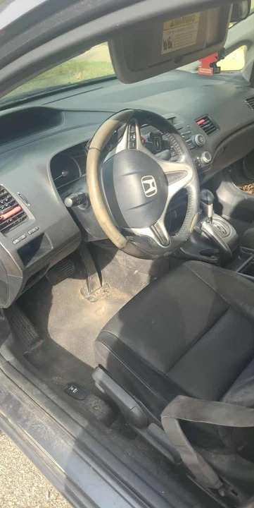 2011 Honda Civic 8th Gen - Image 4 of 12