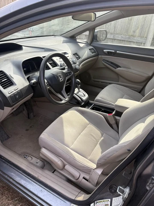 2011 Honda Civic 8th Gen - Image 5 of 7