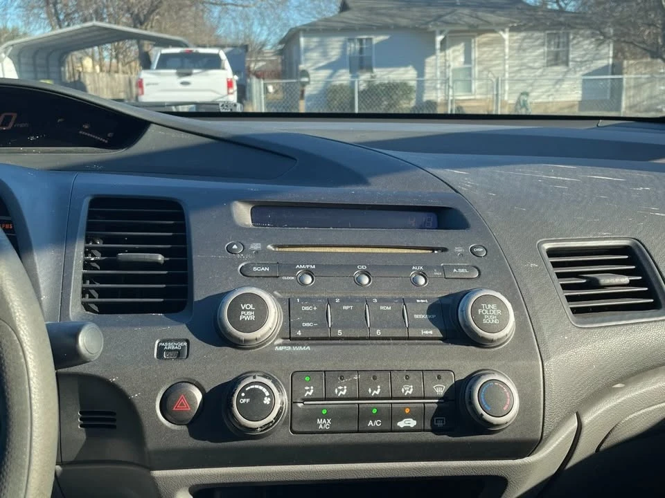 2011 Honda Civic 8th Gen - Image 11 of 13