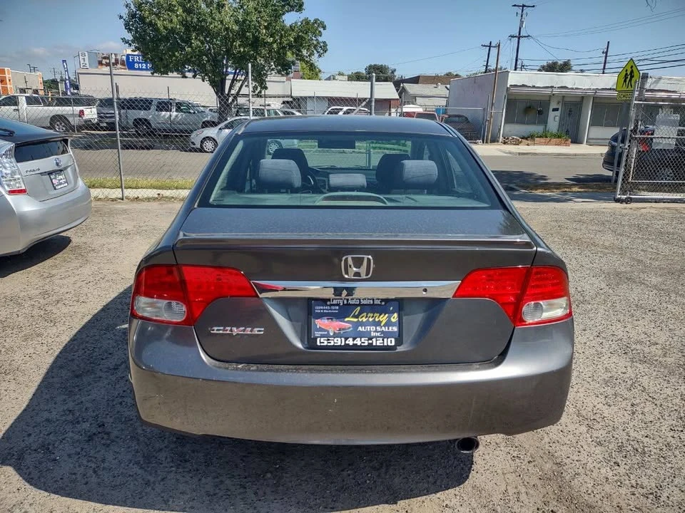2011 Honda Civic 8th Gen - Image 5 of 16