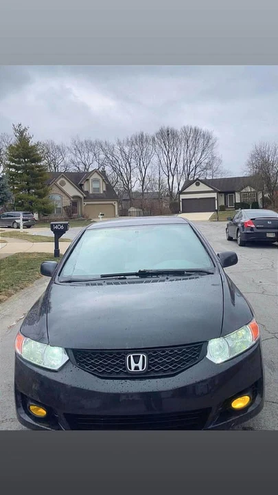 2011 Honda Civic 8th Gen - Image 8 of 20