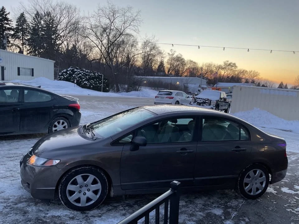 2011 Honda Civic 8th Gen - Image 6 of 20