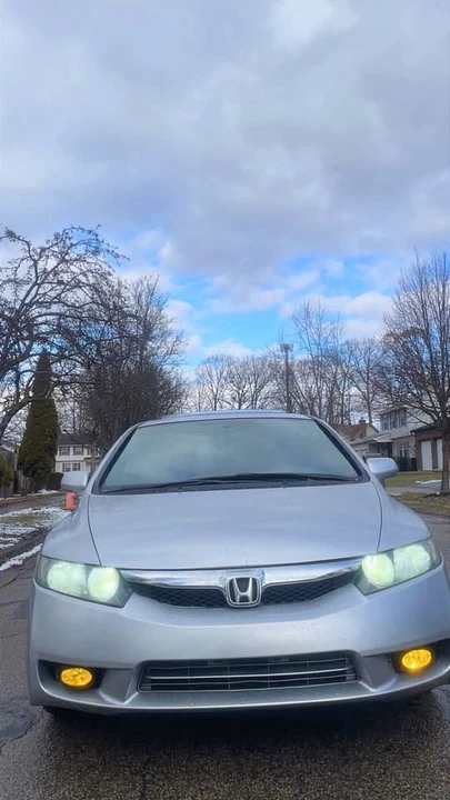 2011 Honda Civic 8th Gen - Image 13 of 20