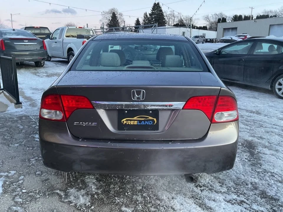 2011 Honda Civic 8th Gen - Image 10 of 20