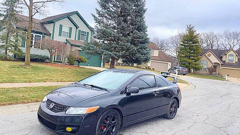 2011 Honda Civic 8th Gen - Image 2 of 20