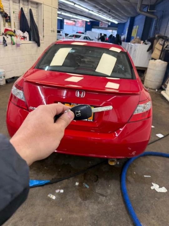 2011 Honda Civic 8th Gen - Image 9 of 12