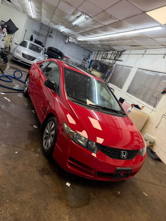 2011 Honda Civic 8th Gen - Image 2 of 10