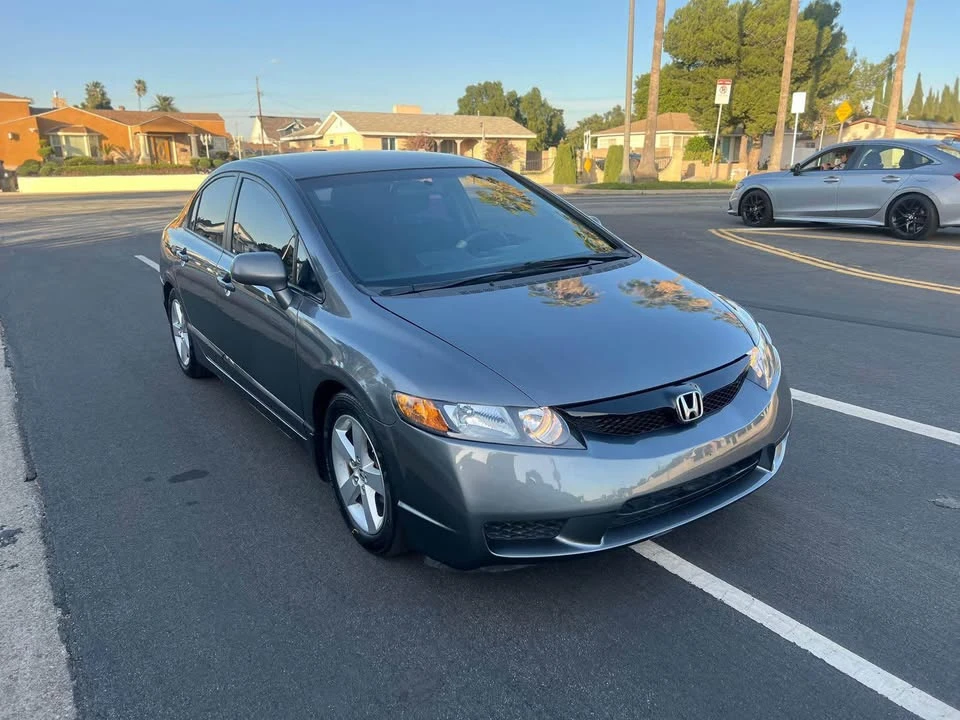 2011 Honda Civic 8th Gen - Image 10 of 12