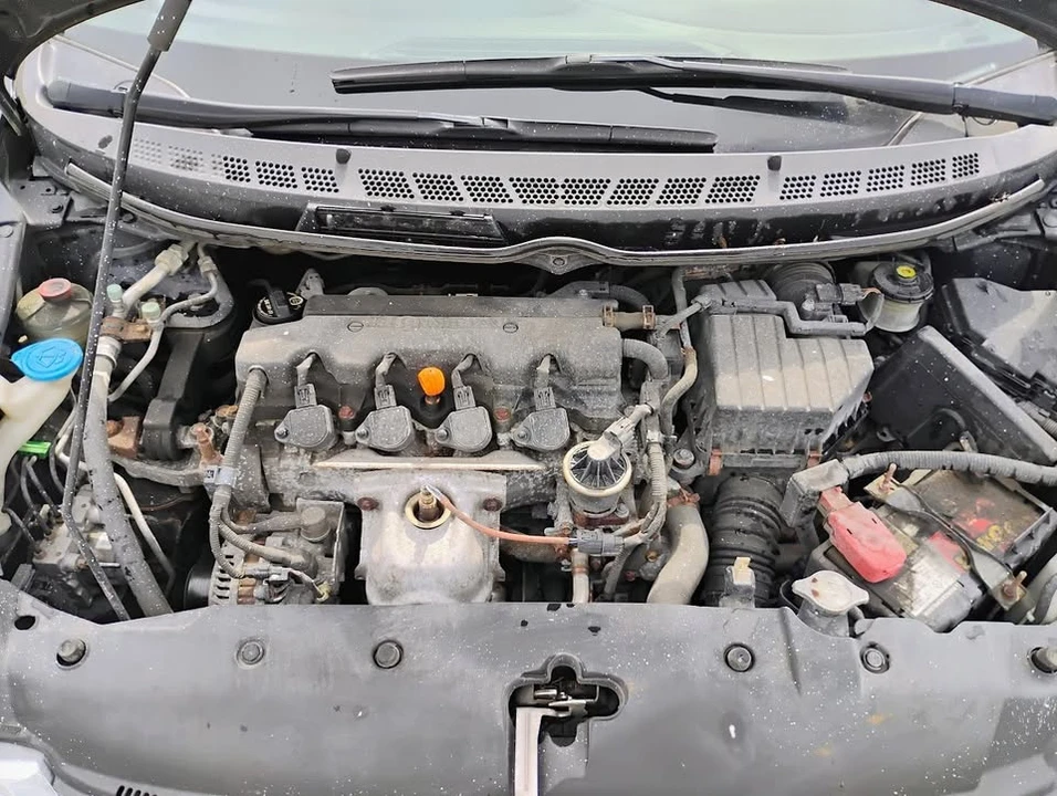 2011 Honda Civic 8th Gen - Image 6 of 19