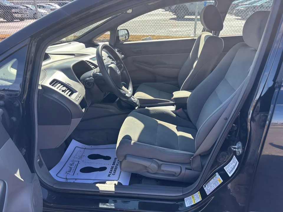 2011 Honda Civic 8th Gen - Image 10 of 16
