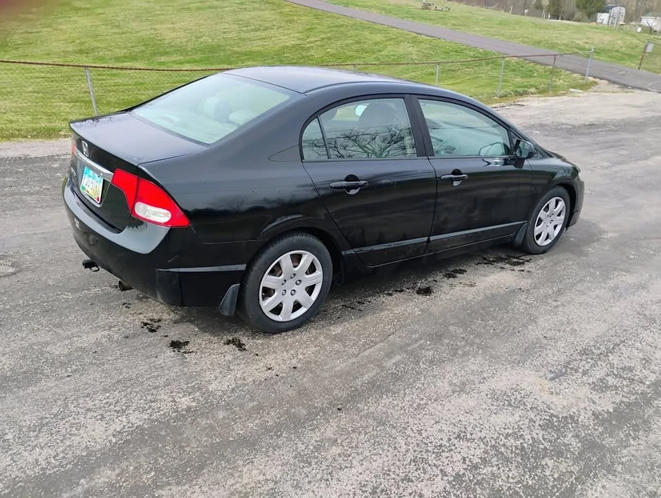 2011 Honda Civic 8th Gen - Image 15 of 19