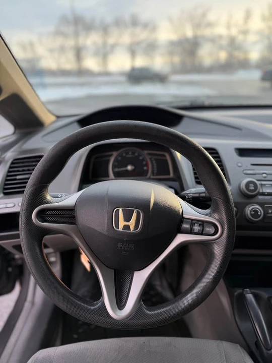 2011 Honda Civic 8th Gen - Image 11 of 18
