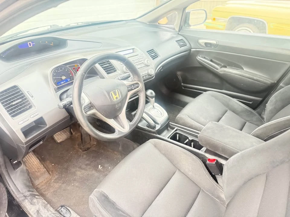 2011 Honda Civic 8th Gen - Image 6 of 7