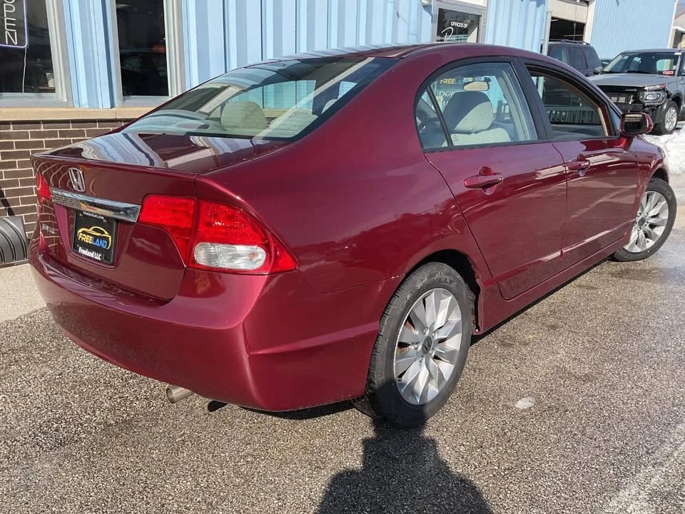 2011 Honda Civic 8th Gen - Image 2 of 20