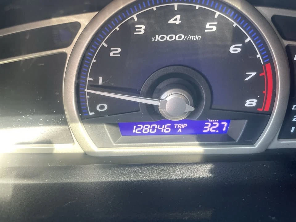 2011 Honda Civic 8th Gen - Image 11 of 13