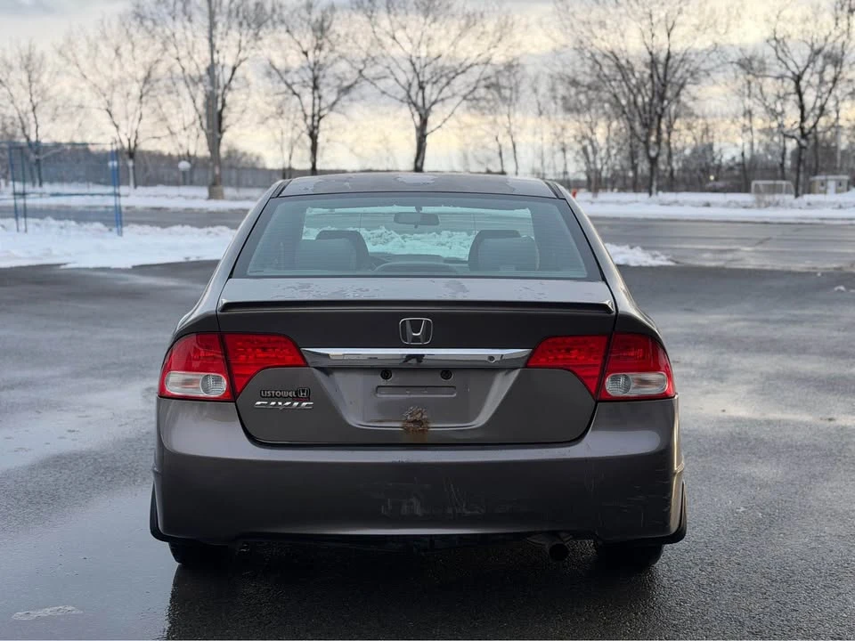 2011 Honda Civic 8th Gen - Image 6 of 18