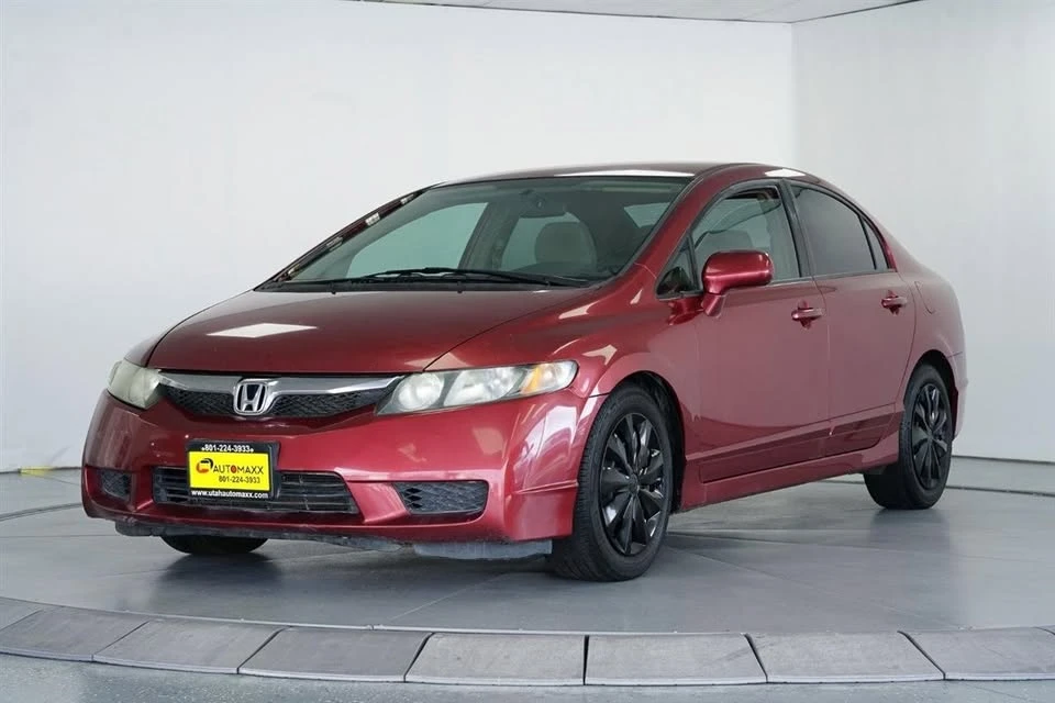 2011 Honda Civic 8th Gen - Image 3 of 17
