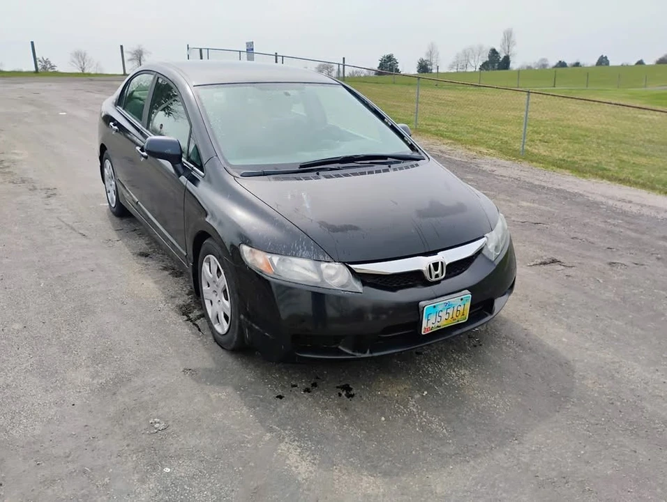 2011 Honda Civic 8th Gen - Image 14 of 19