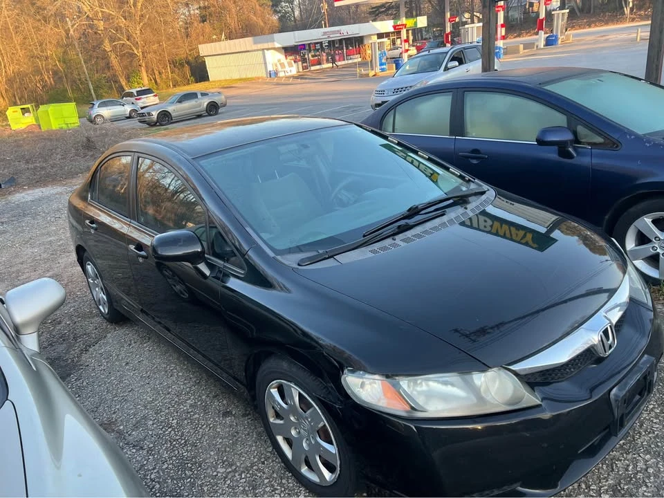 2011 Honda Civic 8th Gen - Image 4 of 9