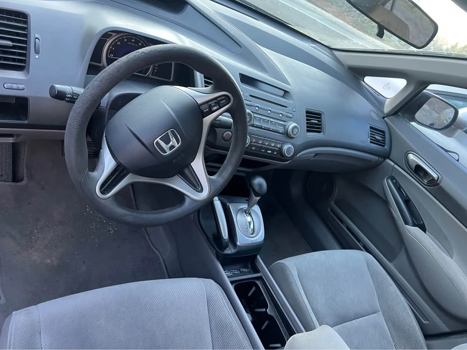 2011 Honda Civic 8th Gen - Image 9 of 9