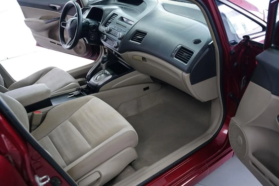 2011 Honda Civic 8th Gen - Image 14 of 17