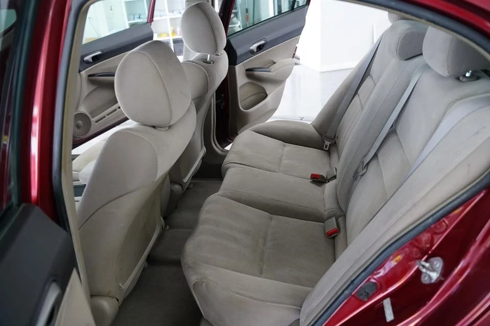 2011 Honda Civic 8th Gen - Image 10 of 17