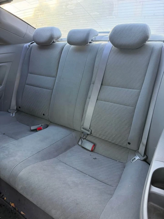 2011 Honda Civic 8th Gen - Image 3 of 6