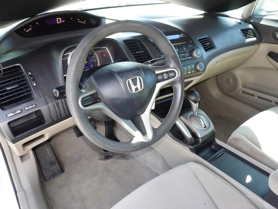 2011 Honda Civic 8th Gen - Image 5 of 7