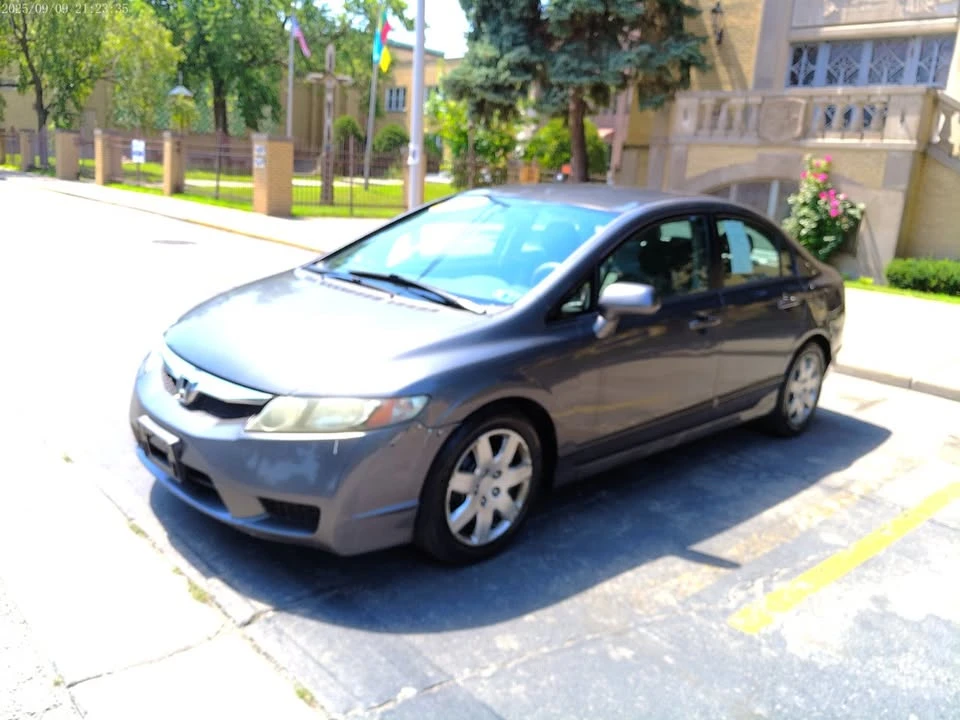 2011 Honda Civic 8th Gen - Image 2 of 20