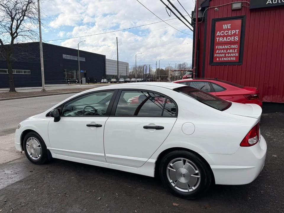 2011 Honda Civic 8th Gen - Image 6 of 15