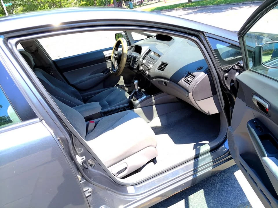 2011 Honda Civic 8th Gen - Image 19 of 20