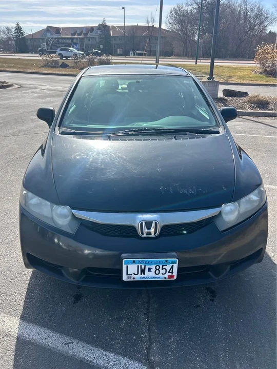 2011 Honda Civic 8th Gen - Image 3 of 5