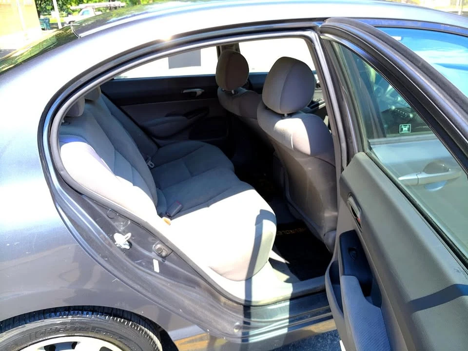 2011 Honda Civic 8th Gen - Image 17 of 20