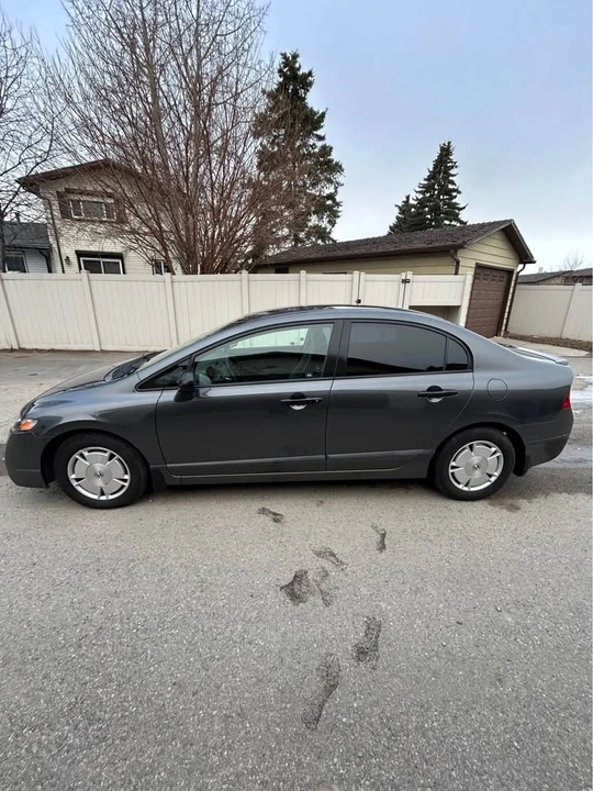 2011 Honda Civic 8th Gen - Image 3 of 7