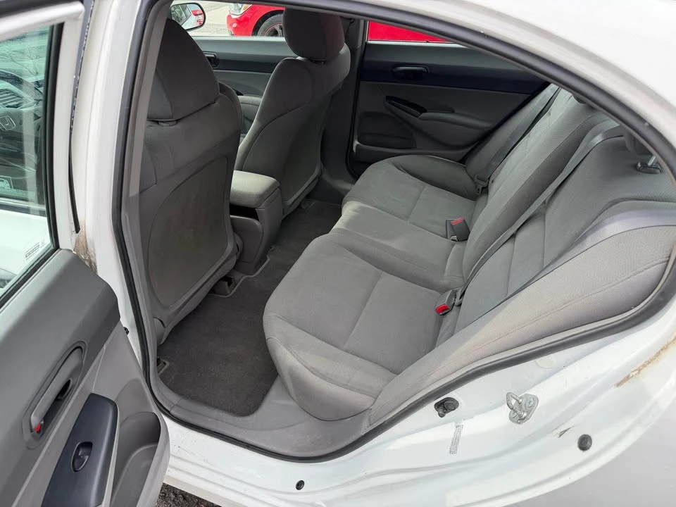 2011 Honda Civic 8th Gen - Image 11 of 15