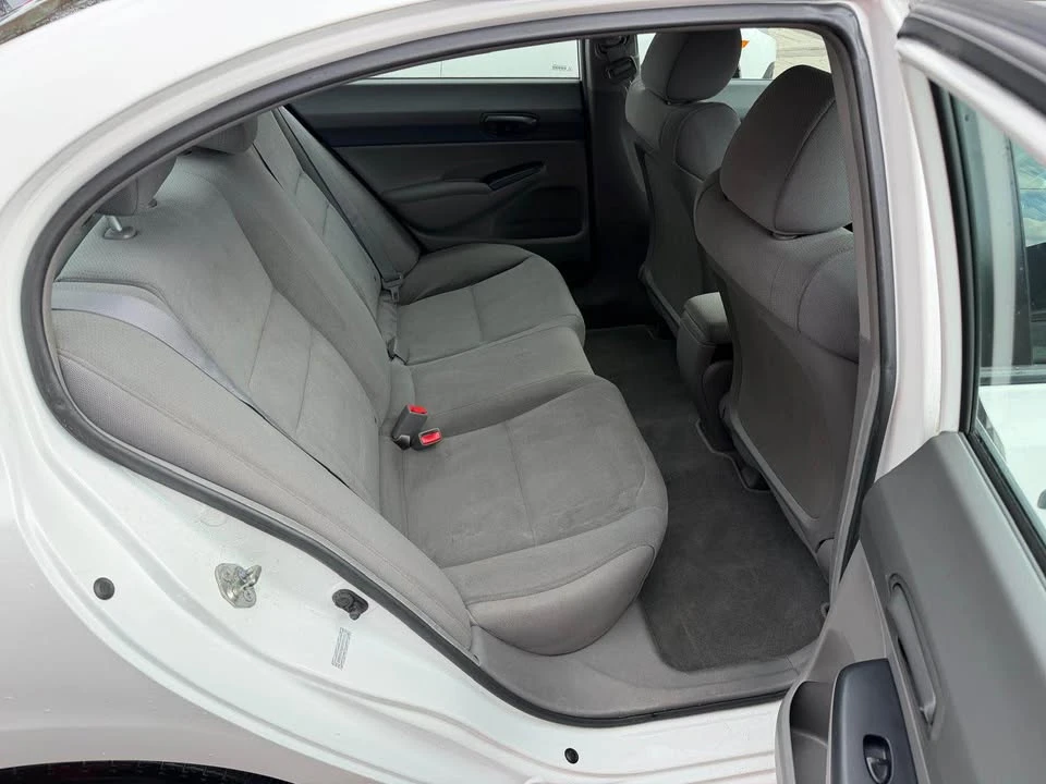 2011 Honda Civic 8th Gen - Image 10 of 15