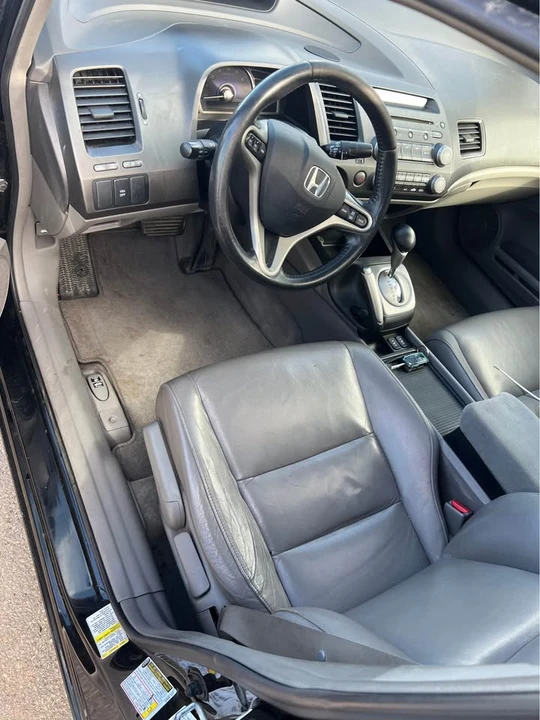 2011 Honda Civic 8th Gen - Image 12 of 14