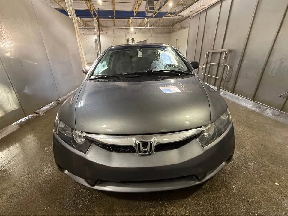 2011 Honda Civic 8th Gen - Image 3 of 7