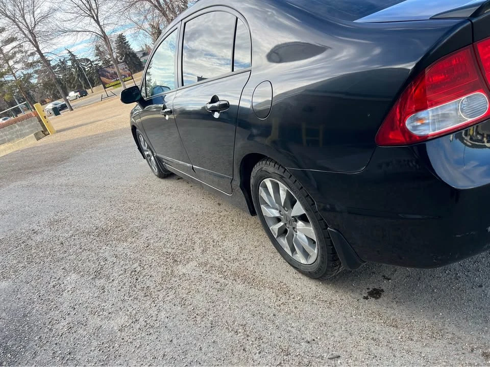 2011 Honda Civic 8th Gen - Image 6 of 14
