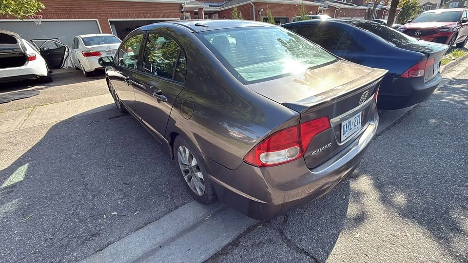 2011 Honda Civic 8th Gen - Image 3 of 7