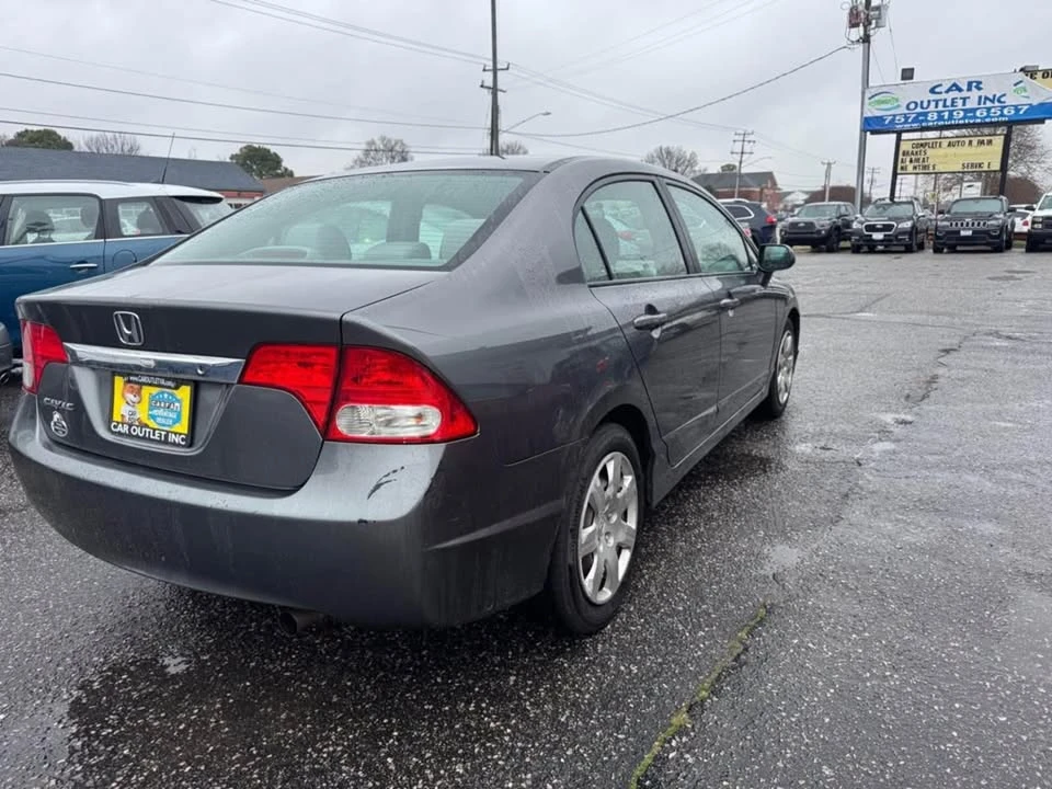 2011 Honda Civic 8th Gen - Image 4 of 15
