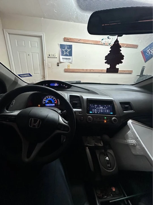 2011 Honda Civic 8th Gen - Image 3 of 7