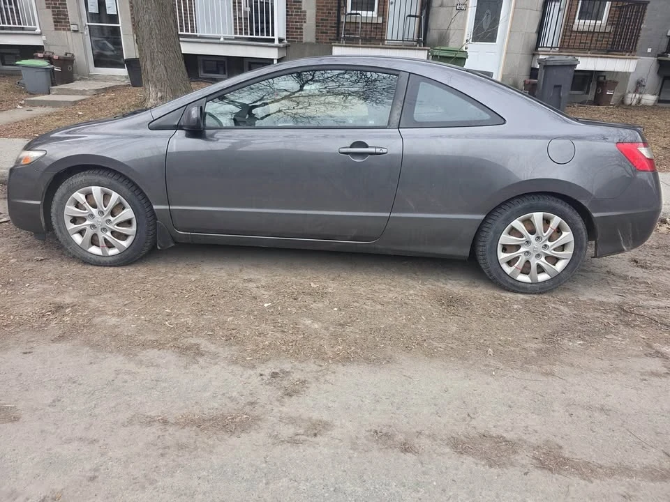 2011 Honda Civic 8th Gen - Image 13 of 20
